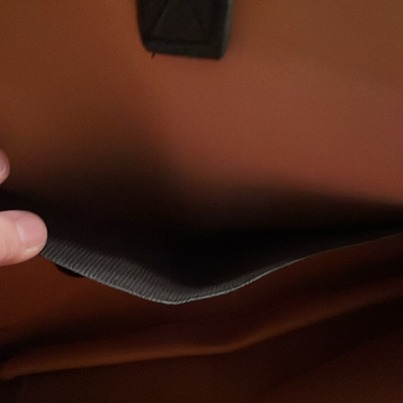 Brown and black vegan snake print tote bag NWOT - Picture 9 of 13